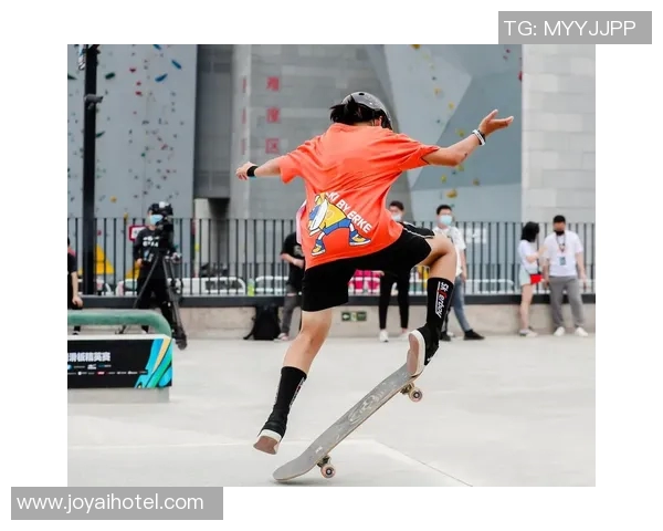 武汉滑板队以79分领跑滑板精英赛积分榜展现强劲实力 武汉滑板队以79分领跑滑板精英赛积分榜展现强劲实力