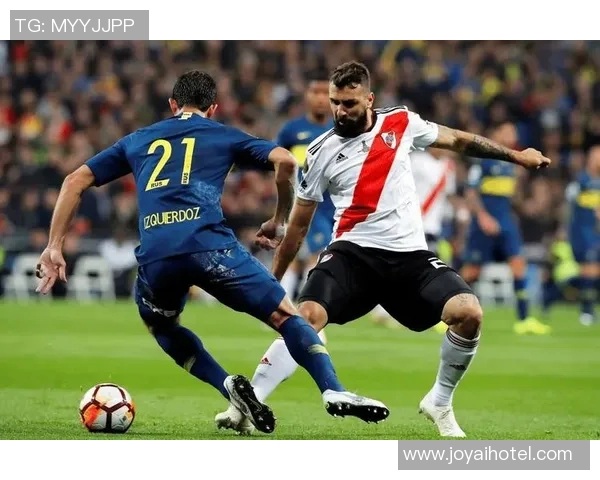 弗鲁米嫩迎战强敌期待精彩对决展现足球魅力与激情 弗鲁米嫩迎战强敌期待精彩对决展现足球魅力与激情