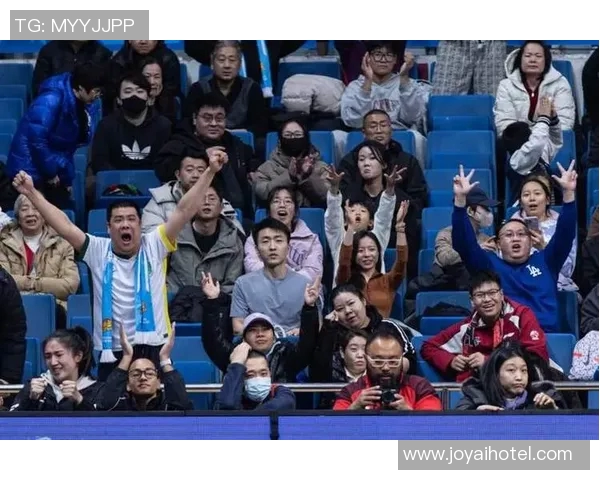 浙江稠州银行与深圳队激战正酣争夺篮球赛季荣耀与胜利