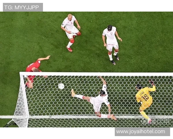 突尼斯与英格兰角球对决解析及战术运用探讨