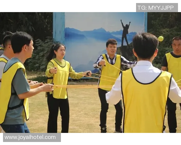 付高峰在对阵比利时的比赛中展现出卓越的竞技状态与团队合作精神