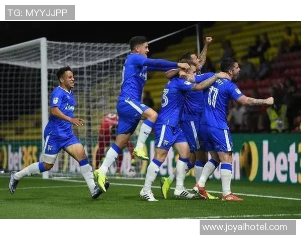 吉灵汉姆与福利特的激烈对决谁能在赛场上笑到最后